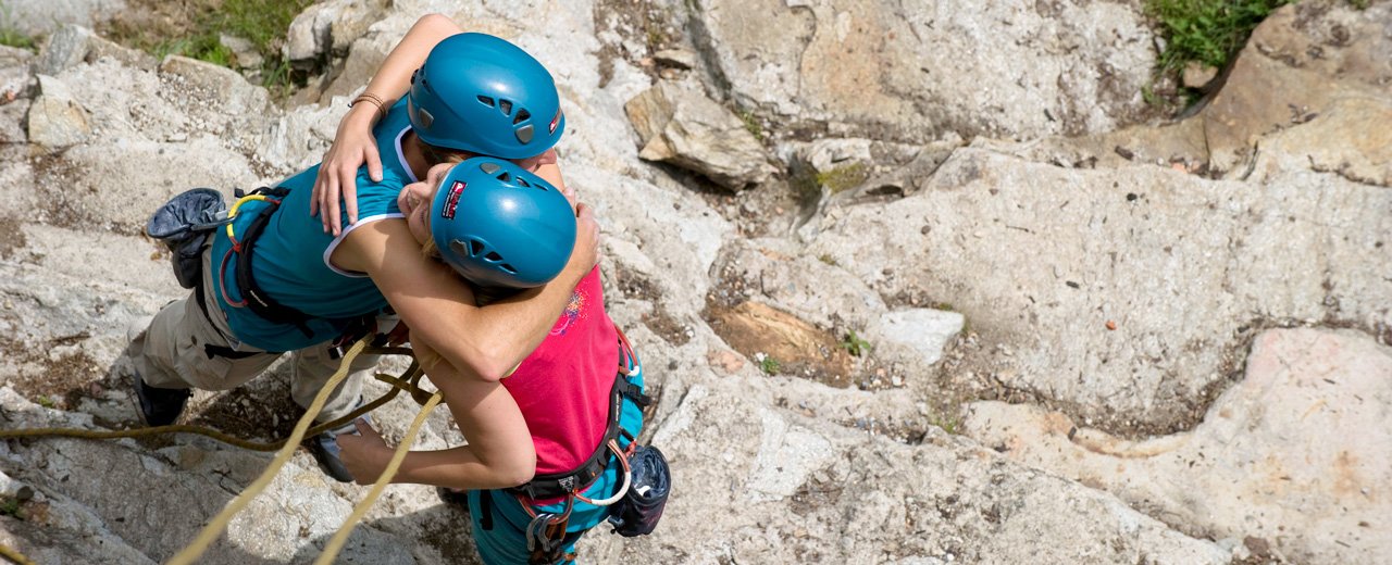Kletterer angekommen am Gipfel
