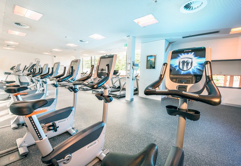 Ergometer im Fitnessstudio in der Alpentherme Bad Hofgastein