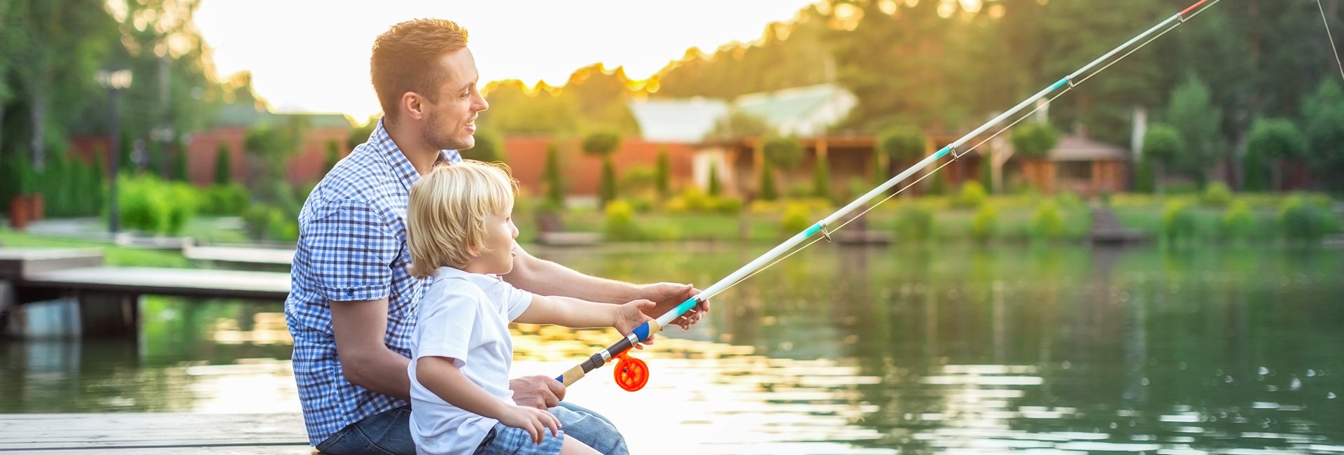 Vater und Sohn beim Fischen in den Gasteiner Seen